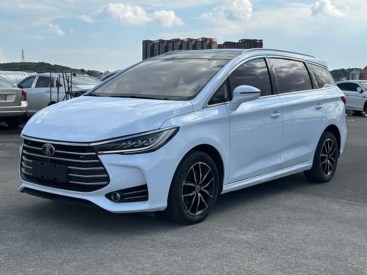 BYD Song MAX 2017 1.5T АКПП zhi lian Премиум 7 seats