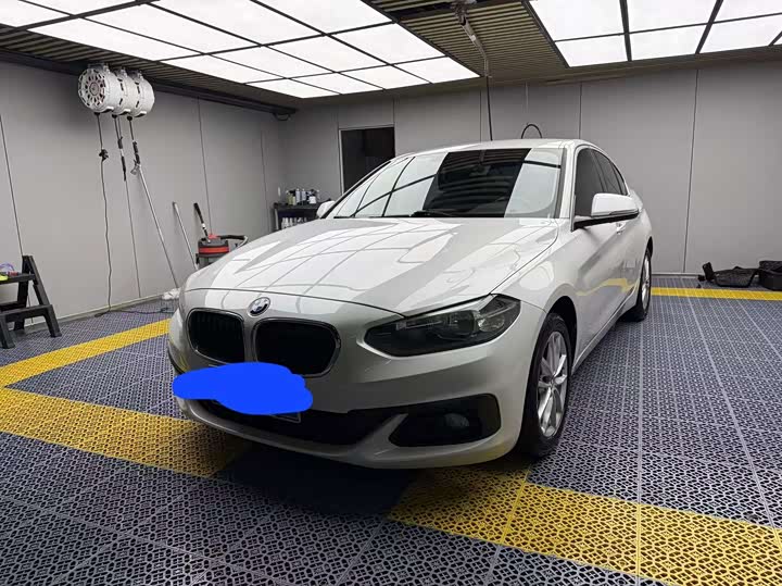BMW 1 Series 2018 118i Style