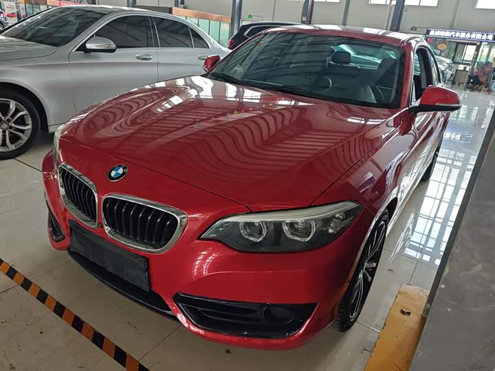 BMW 2 Series 2018 220i yun dong she ji tao zhuang