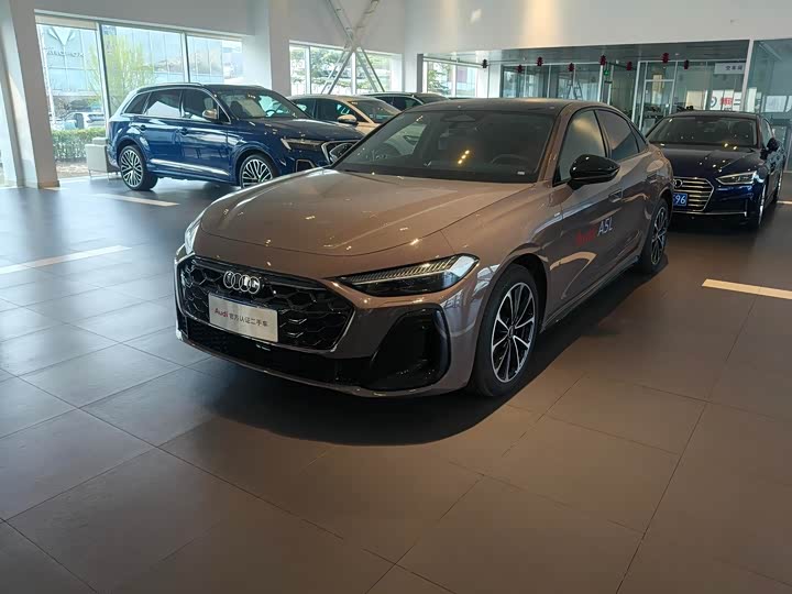 Audi A5L 2026 2.0T yun dong ban
