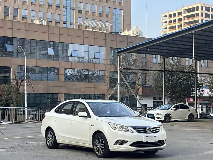 Changan Eado 2015 1.6L МКПП Люкс guo V