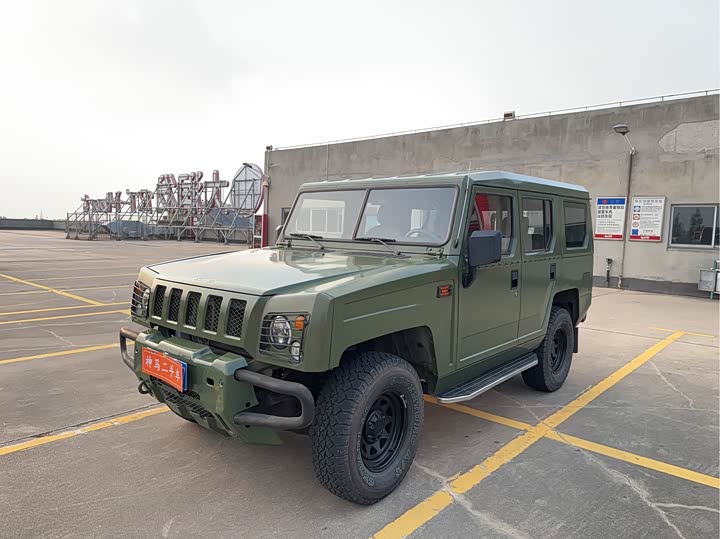 BAW yong shi 2018 2.0T wu men AWD Petrol ban guo V