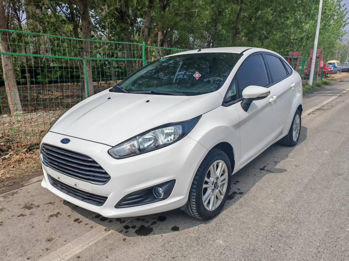 Ford Fiesta 2013 san xiang 1.5L АКПП Style