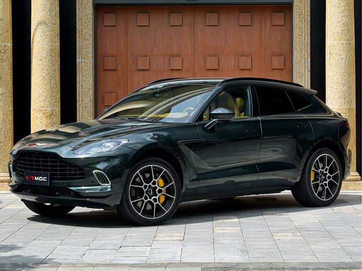 Aston Martin DBX 2020 4.0T V8