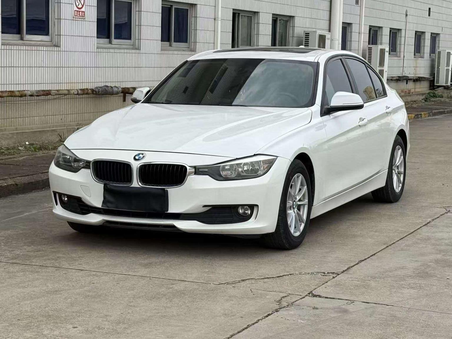 BMW 3 Series 2015 316i Progressive