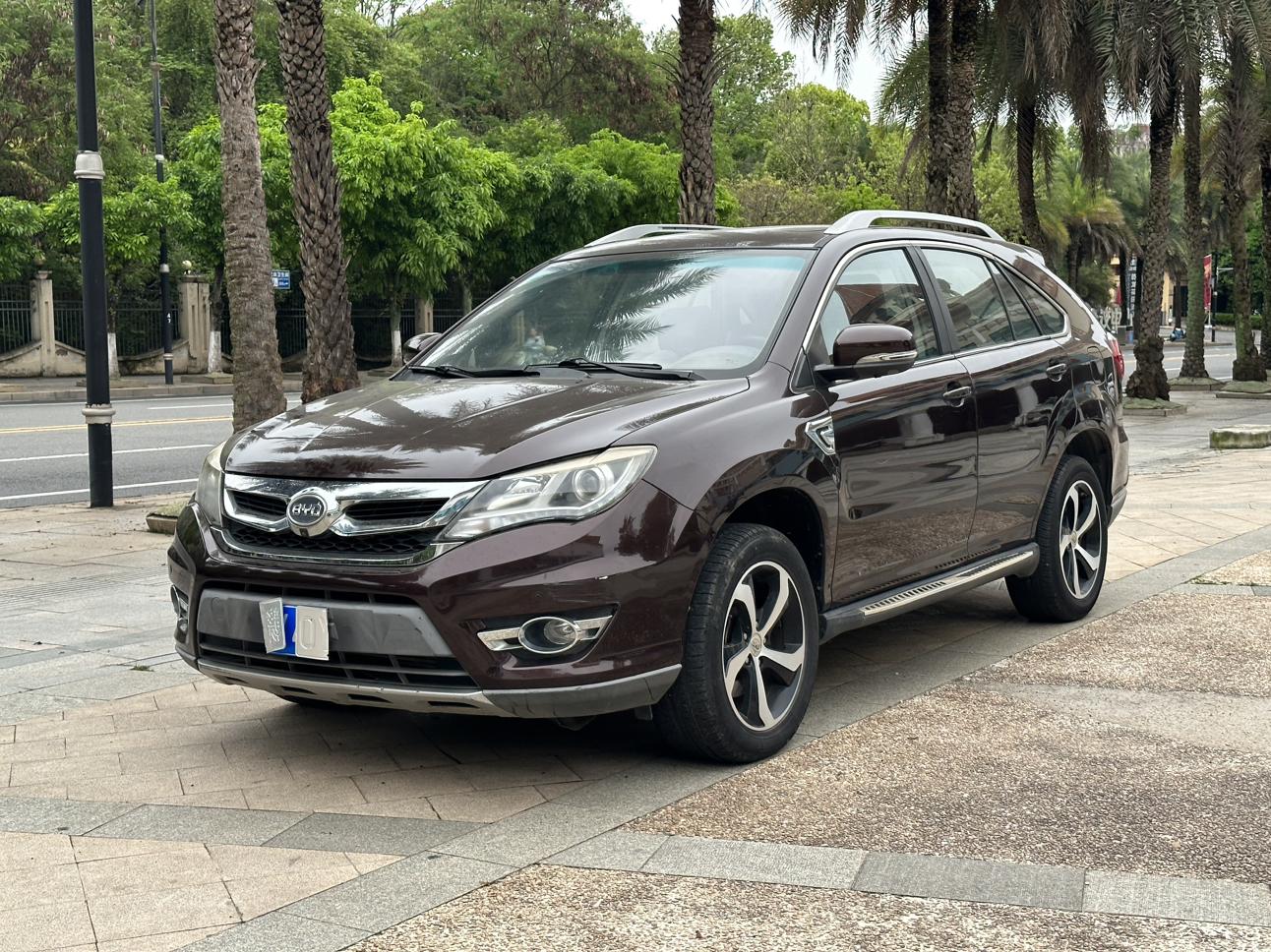 BYD S7 2015 2.0T АКПП Премиум