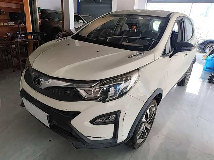 BYD Yuan 2016 1.5L АКПП Люкс