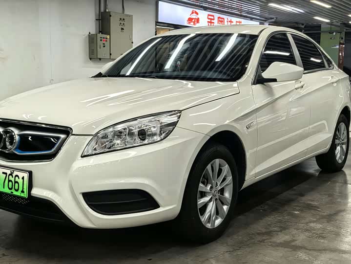 BAIC EV EU 2017 EU260 le tu plus ban