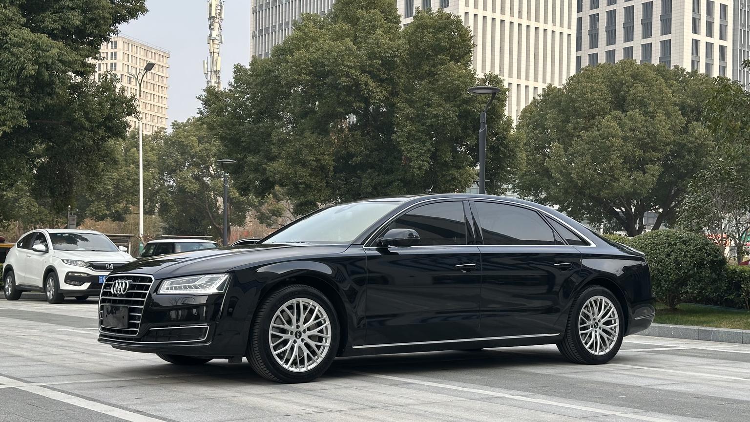 Audi A8 2016 A8 L 45 TFSI quattro Люкс