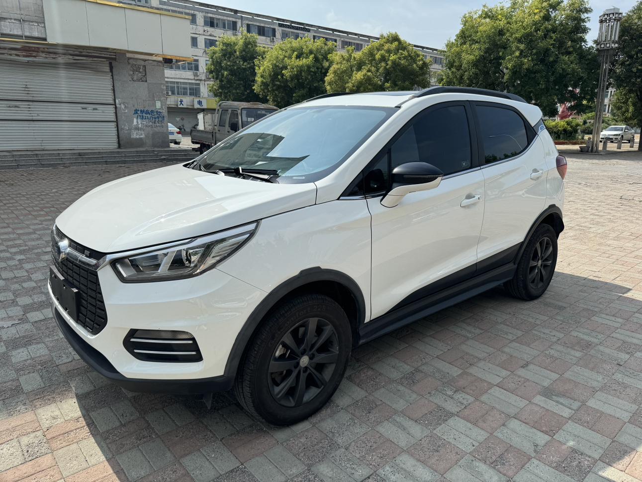 BYD Yuan EV 2018 EV360 zhi lian xuan ku xing