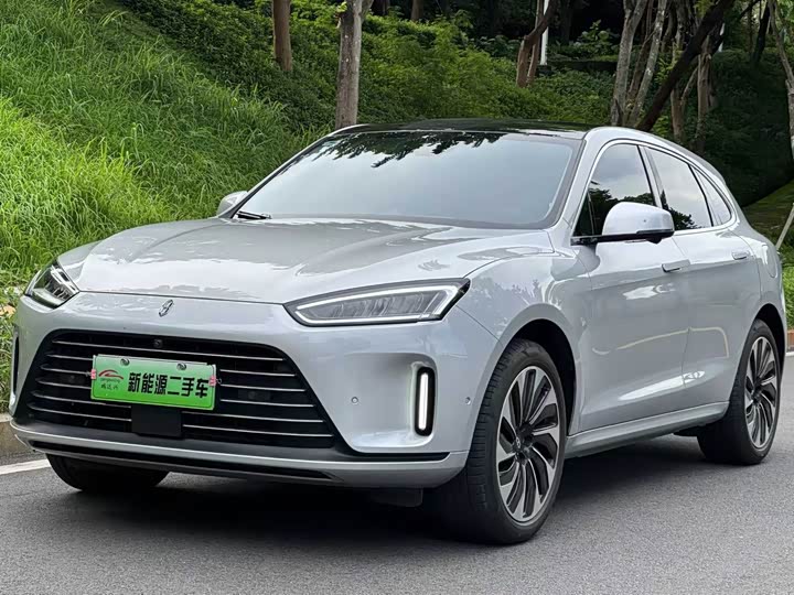 AITO M5 2022 zeng cheng AWD zhi zhen ban