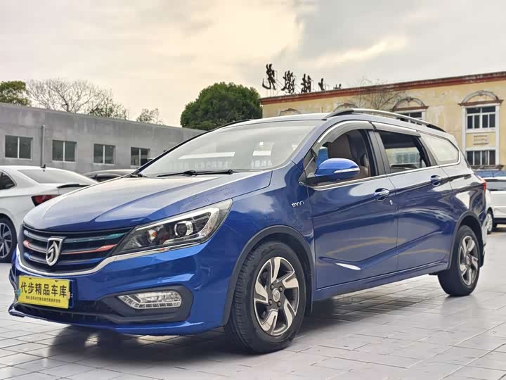 Baojun 310W 2017 1.5L МКПП Люкс guo V