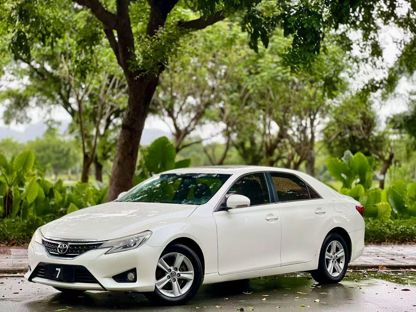 Toyota Mark X 2013 2.5V jing rui ban