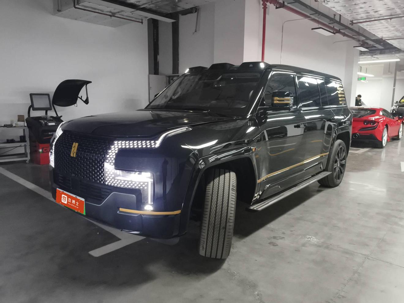 Yangwang U8L 2025 ding shi ban