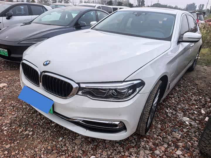 BMW 5 Series xin neng yuan 2019 gai 530Le hao hua tao zhuang