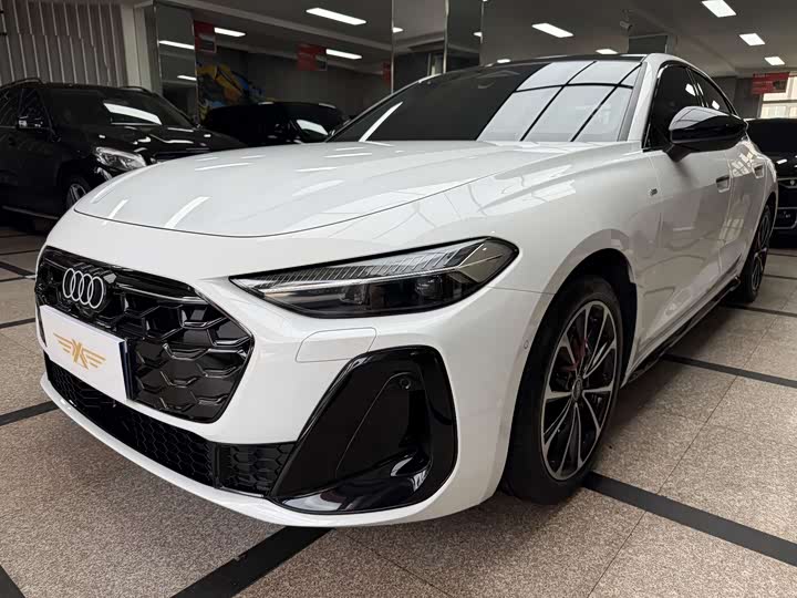 Audi A5L 2026 2.0T yun dong ban
