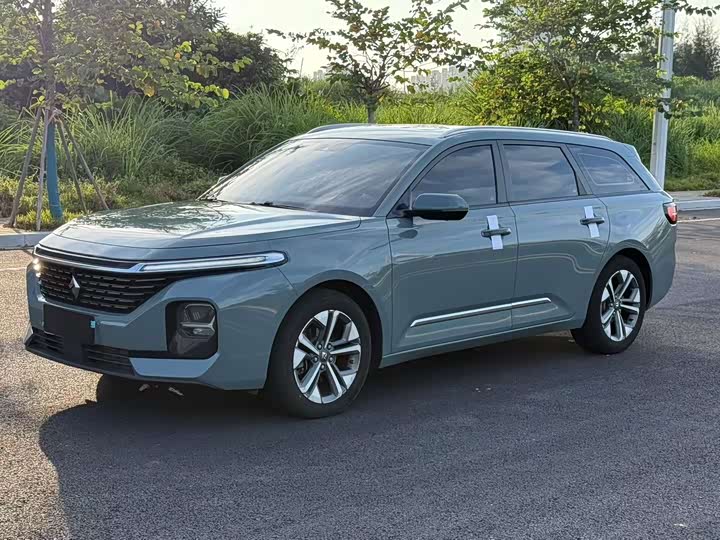 Baojun Valli 2021 1.5T na qu fan xing CVT Flagship