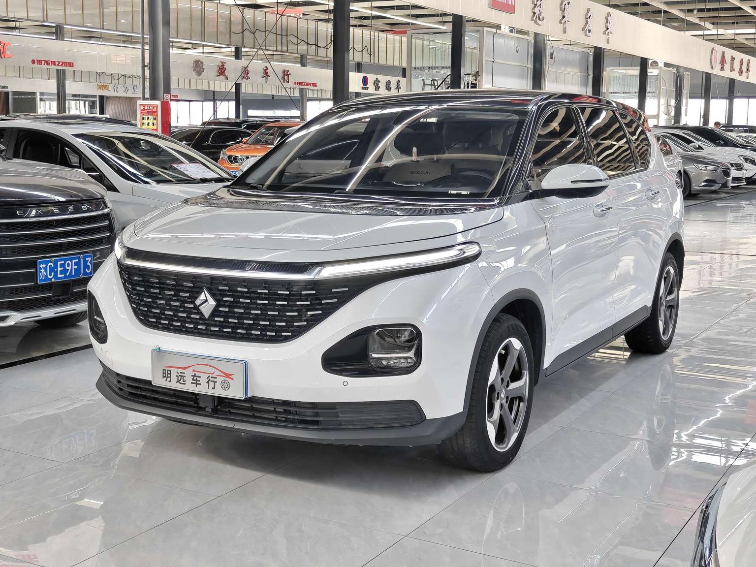 Baojun RM-5 2019 1.5T CVT 24 xiao shi zai xian Премиум 6 seats