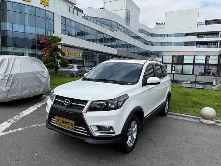 BAIC Huansu S3 2016 S3 L 1.5L МКПП Премиум