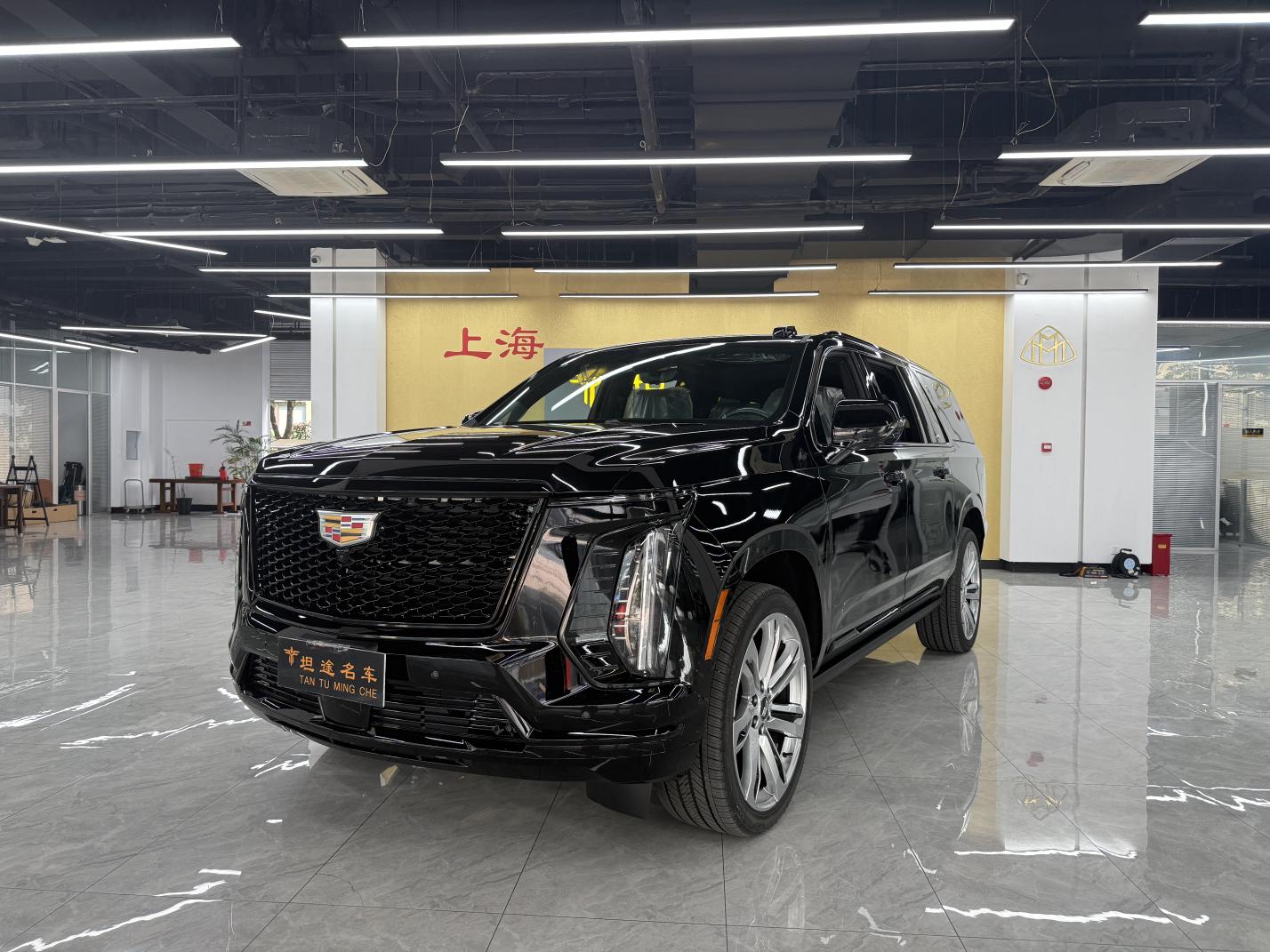 Cadillac kai lei de ESCALADE 2026 6.2L АКПП AWD 7 seats ping xing Imported