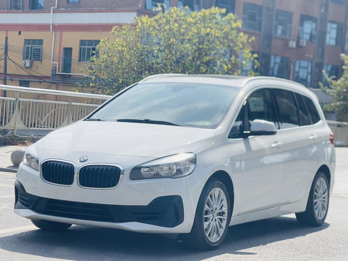 BMW 2 Series Gran Tourer 2018 220i Leading