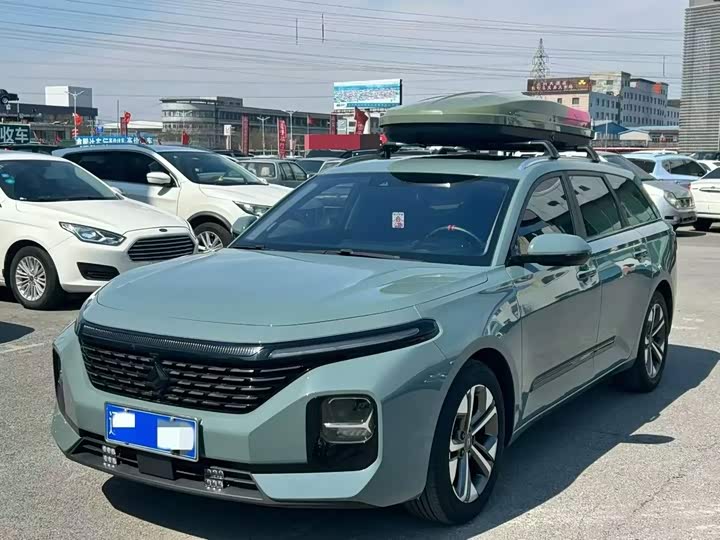 Baojun Valli 2021 1.5T na qu fan xing CVT Flagship