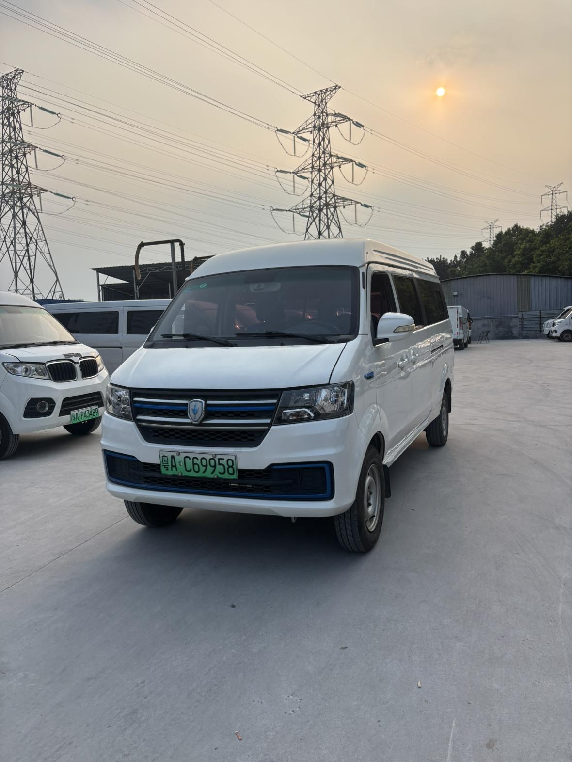 jin bei xin neng yuan xin hai shi EV 2023 Комфорт
