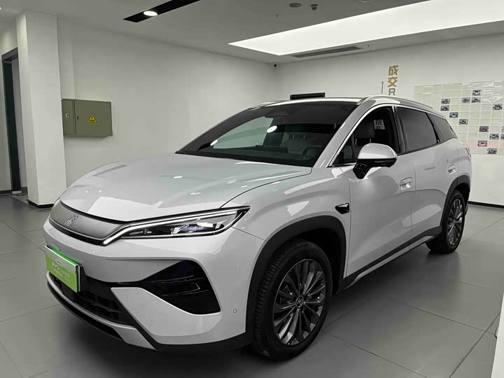 BYD Song Ultra 2026 EV 605KM chao yue xing