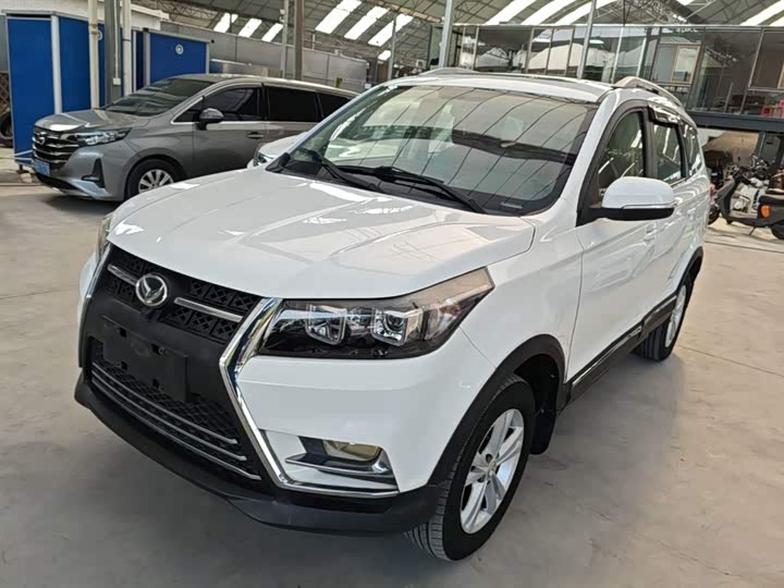 BAIC Huansu S3 2016 S3L 1.5L МКПП zun xiang xing