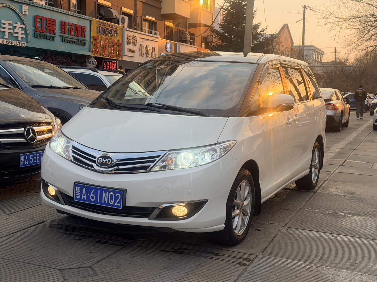 BYD M6 2015 2.4L АКПП Premium ban