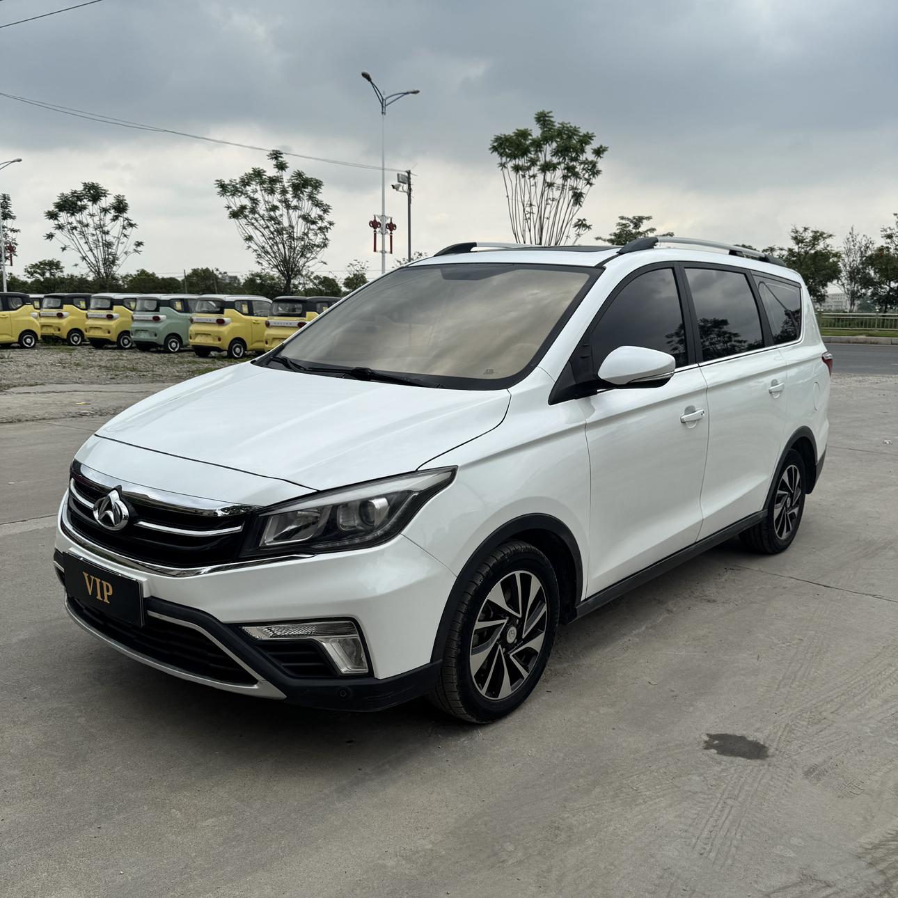 Changan Oshan A800 2017 1.6L МКПП zhi xiang xing