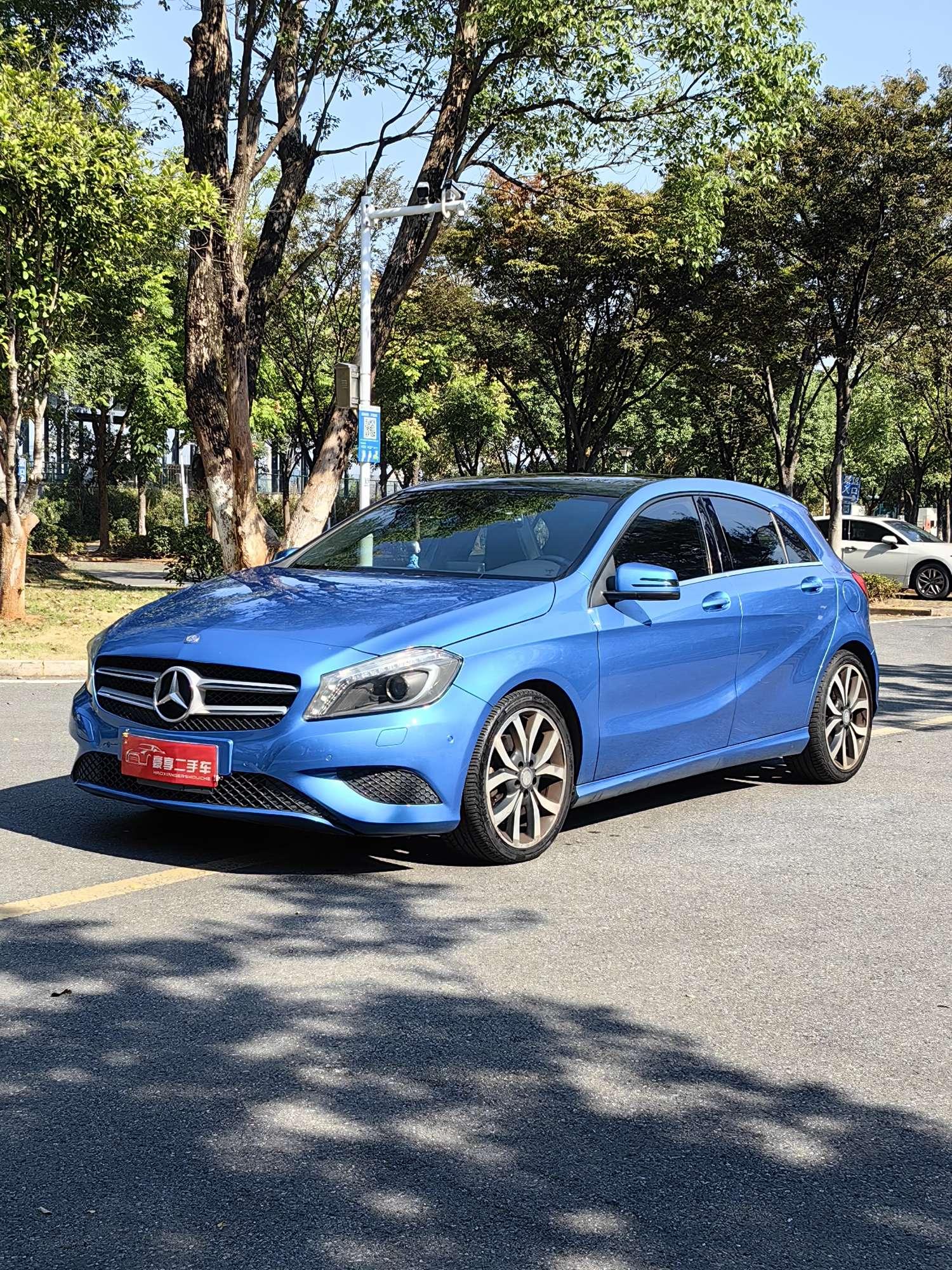 Mercedes-Benz A-Class 2015 A 200 Style