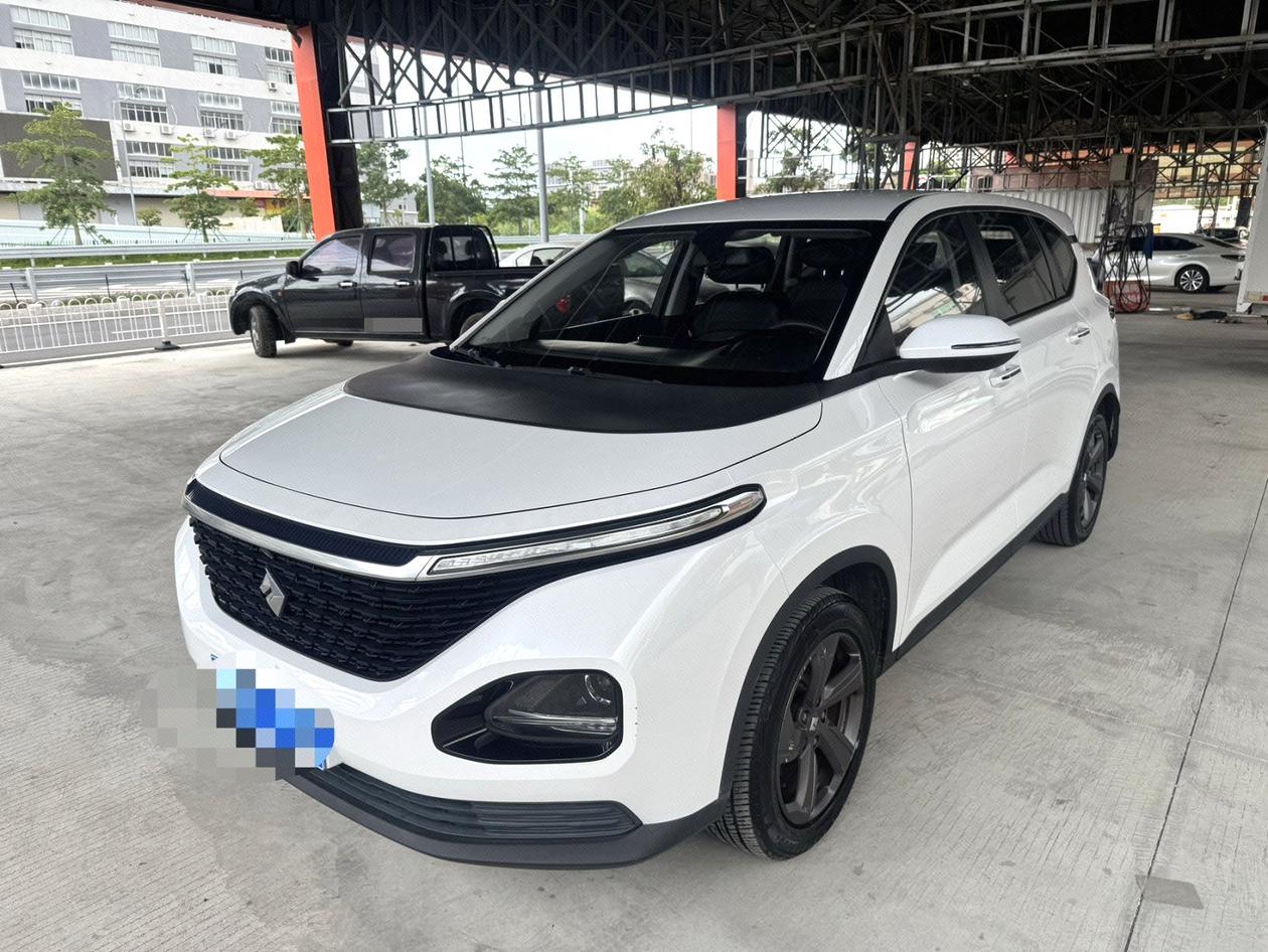 Baojun RM-5 2019 1.5T МКПП 24 xiao shi zai xian Elite 6 seats