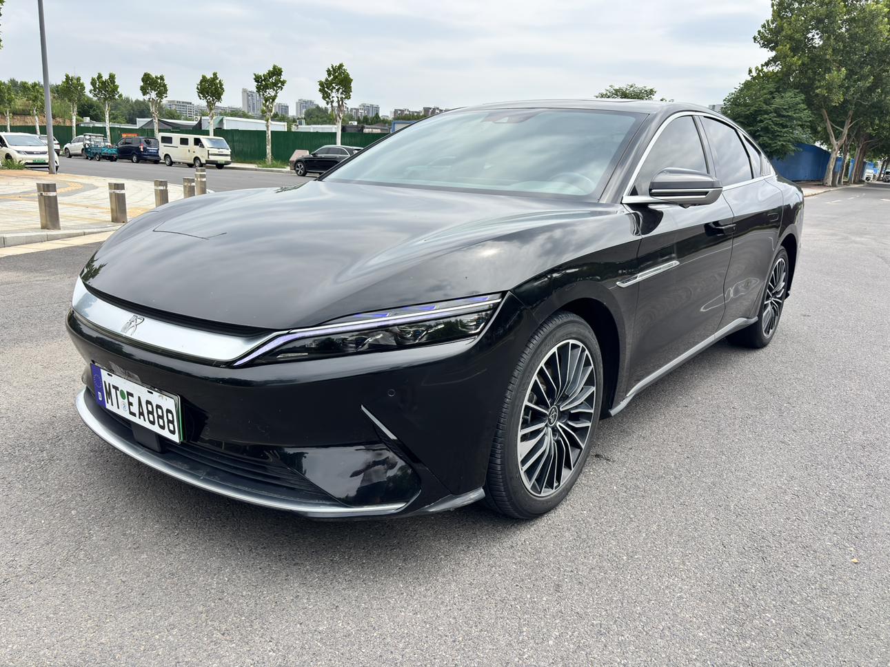 BYD Han EV 2021 biao zhun xu hang ban Люкс