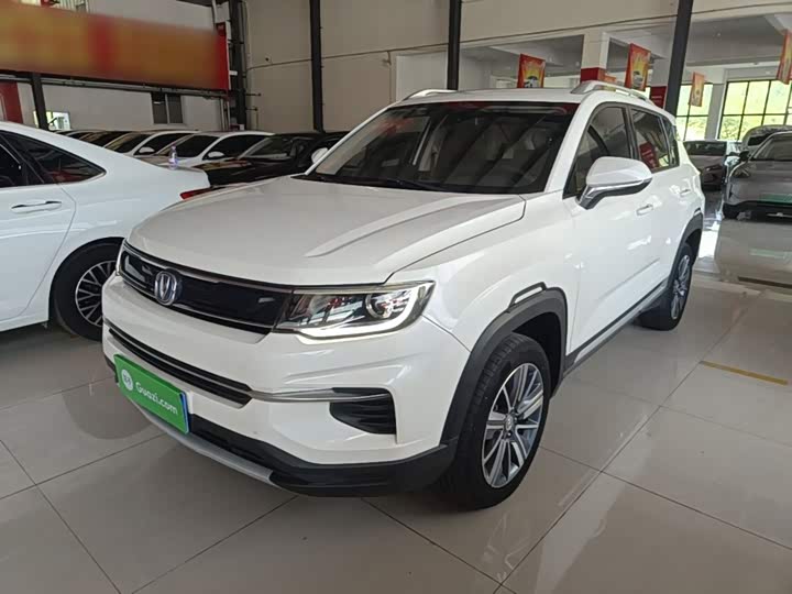 Changan CS35PLUS 2019 1.6L МКПП chang lian ban