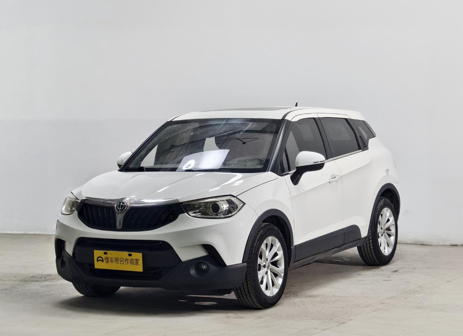 Brilliance V3 2015 1.5L МКПП zhi neng xing