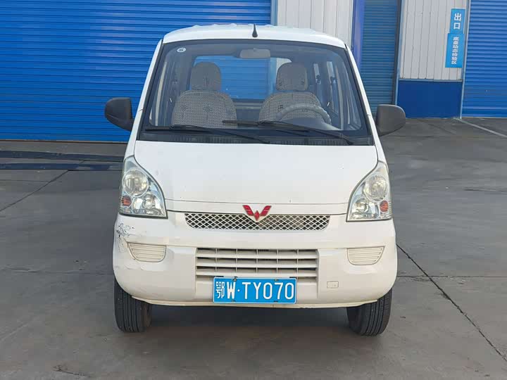 Wuling Rongguang 2014 1.2L S ji ben xing