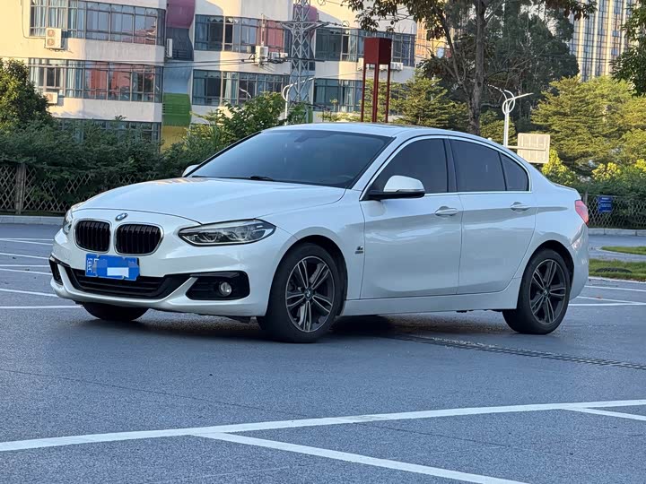 BMW 1 Series 2017 118i Sport