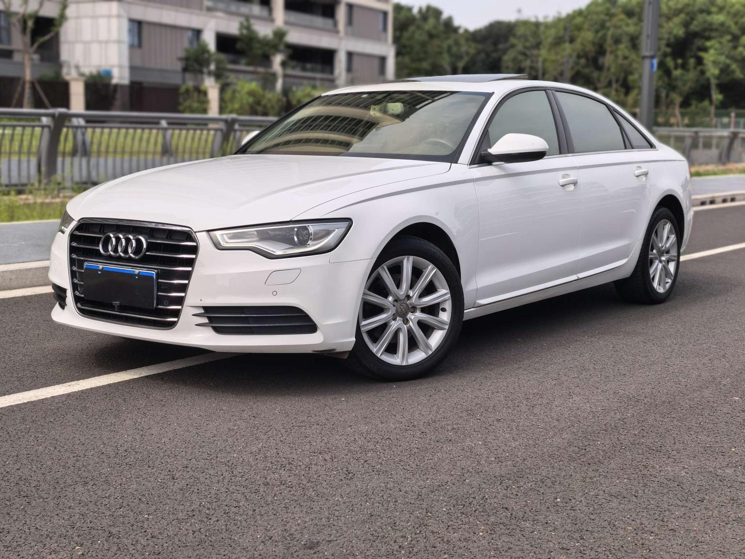 Audi A6L 2015 TFSI bai wan ji nian zhi ling xing