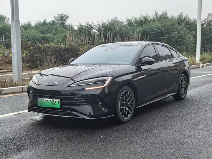 BYD Seal 07 DM-i 2025 DM-i 1.5L 125km Люкс