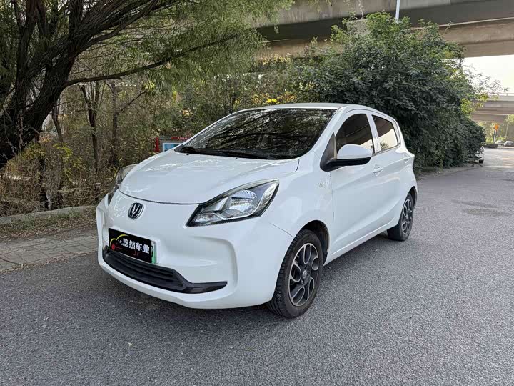 Changan E-Star 2021 guo min ban xin yue ban ( kuai chong ban ) lin suan tie li (31.18kWh)