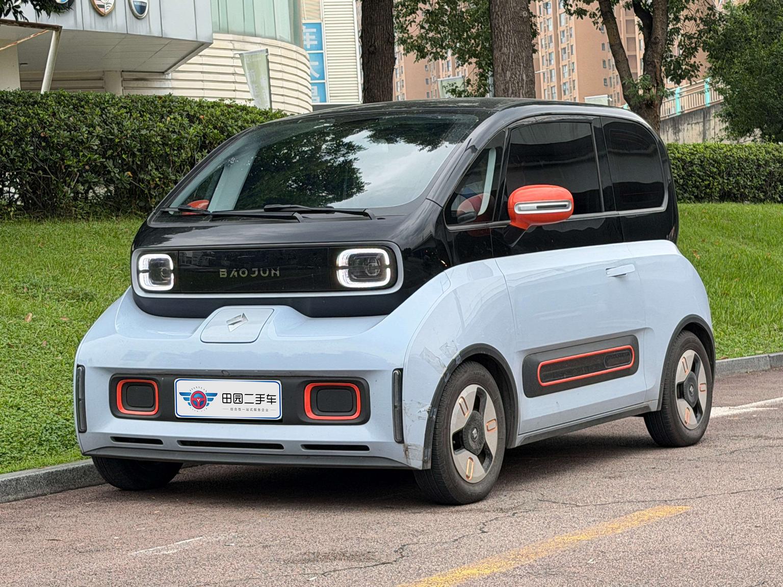 Baojun KiWi EV 2022 yi shu jia qing xiang ban lin suan tie li