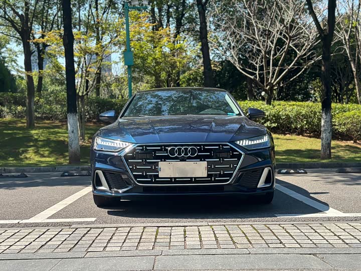 Audi A7L 2024 45TFSI S-line zhu meng xing liu jing tao zhuang