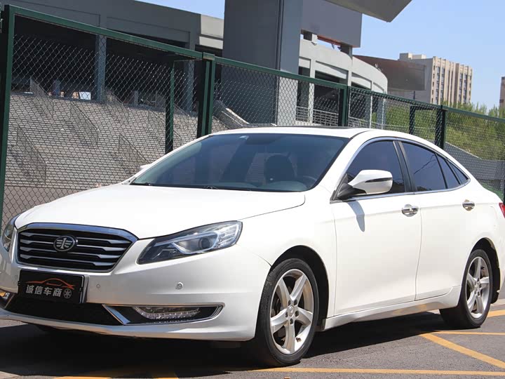 Bestune B70 2016 2.0L МКПП shi zhou year ji nian ban