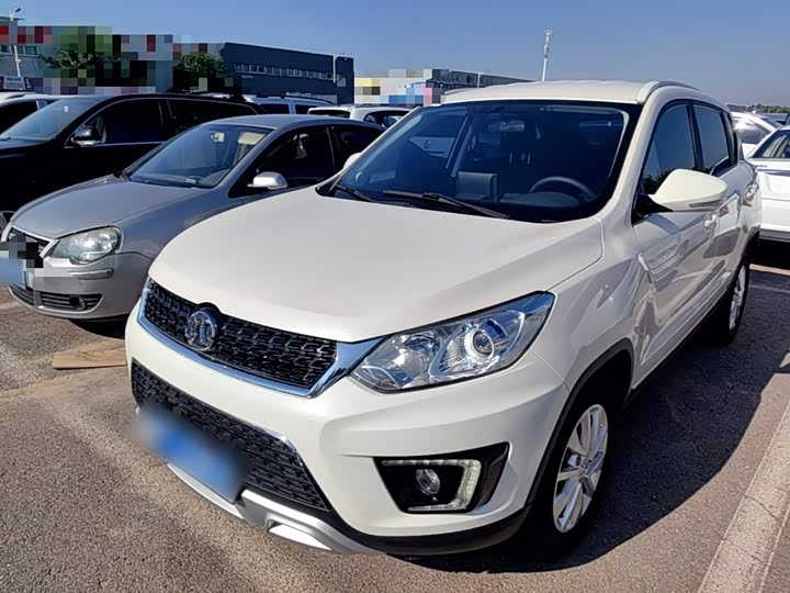BAIC shen bao X35 2016 1.5L АКПП jing ying ban