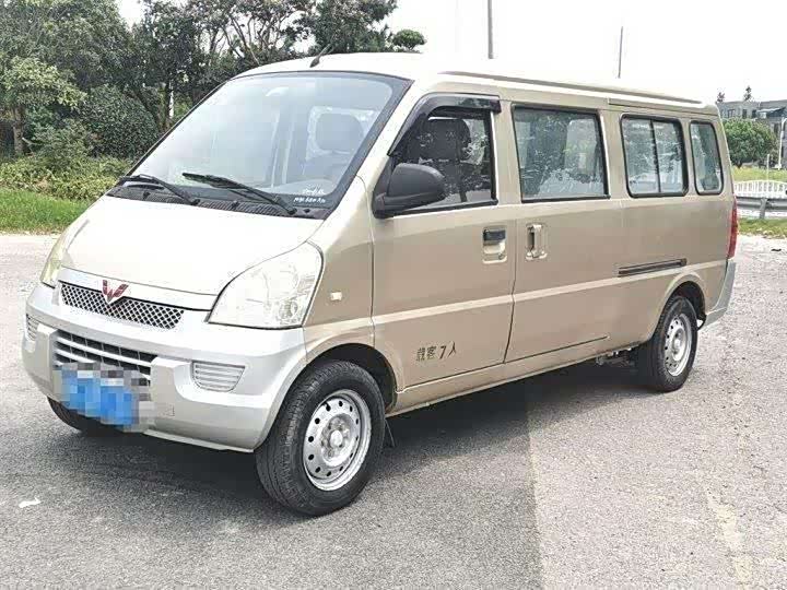 Wuling Rongguang 2012 1.5L jia zhang biao zhun xing