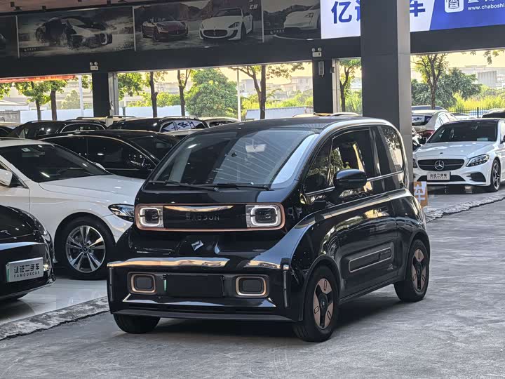 Baojun KiWi EV 2022 yi shu jia qing xiang ban san yuan li