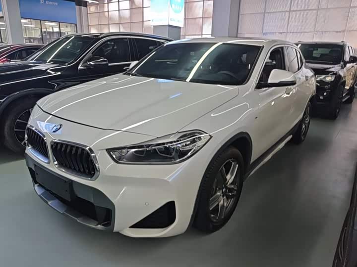 BMW X2 2021 sDrive25i Leading M yue ye tao zhuang