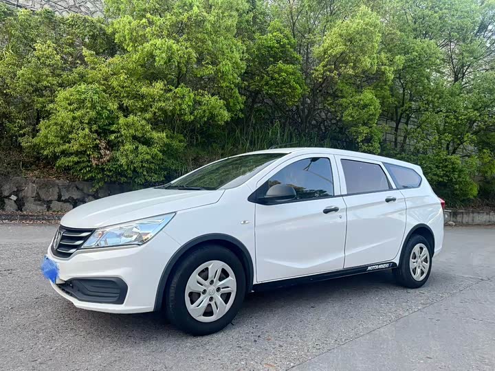 Baojun 310W 2017 1.2L МКПП chao zhi xing guo V