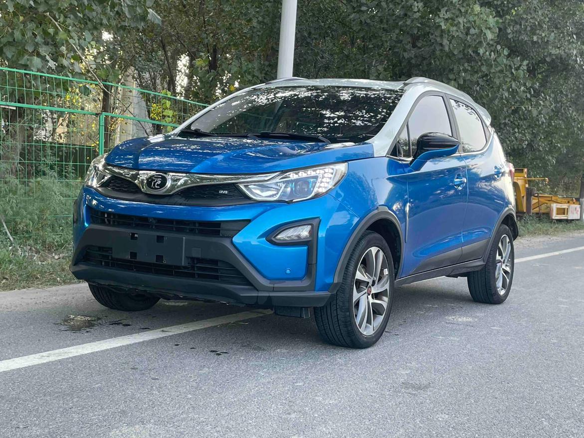 BYD Yuan 2016 1.5L МКПП zun rong xing